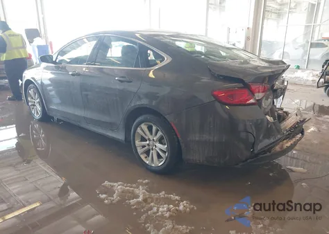 2017 Chrysler 200 Touring z USA, uszkodzony, nr VIN 1C3CCCFB1HN507703